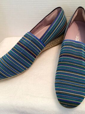 NEW!  SAS “BECKY” Striped Jute Wrapped Wedges… size 9M, Made in Italy